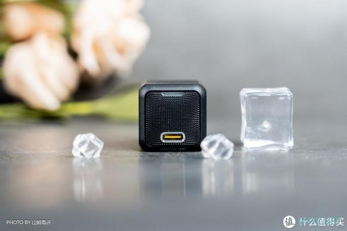 一用就回不去的快充头，有了更好的选择——Aohi Magcube 30W 氮化镓快充头体验