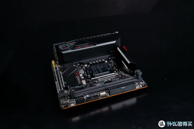 好正经的妖板，爷青结！华擎Z590 Phantom Gaming -ITX/TB4主板评测