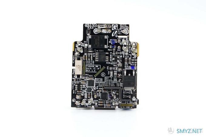 拆解报告：SAMSUNG三星25W PD快充充电器欧规