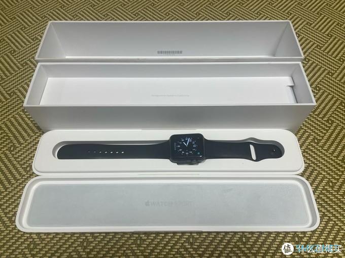 Apple 篇一：我使用过的Apple Watch—三代不同版本的包装盒对比