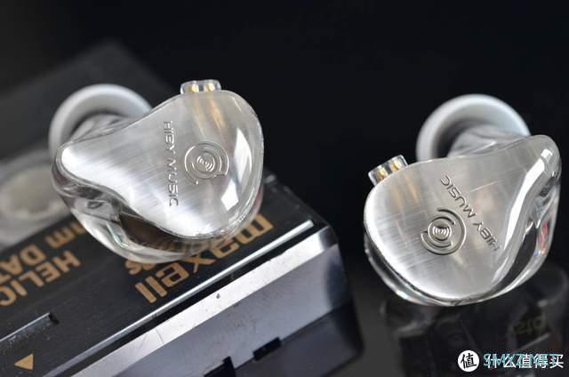 HIFI器材 篇九十八：海贝音乐推Crystal 4流行向调音四动铁耳塞，强势挤入千元级市场