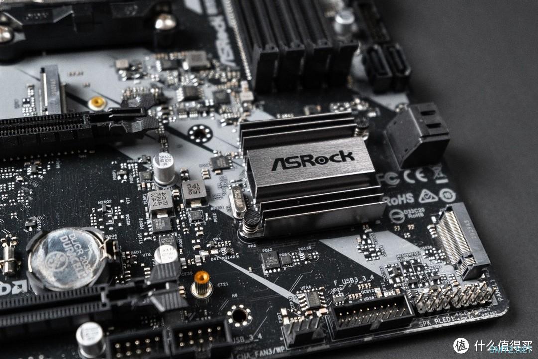 体小量大|ASRock B550M PG4分享开箱