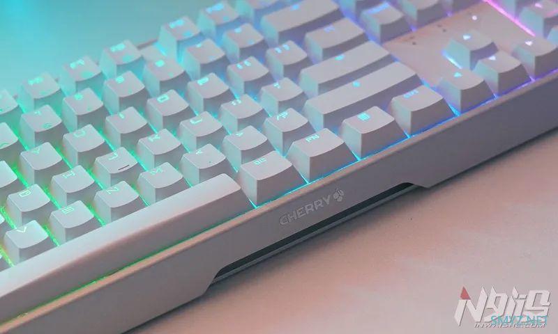 三模低延迟 Cherry MX 3.0S WIRELESS机械键盘体验