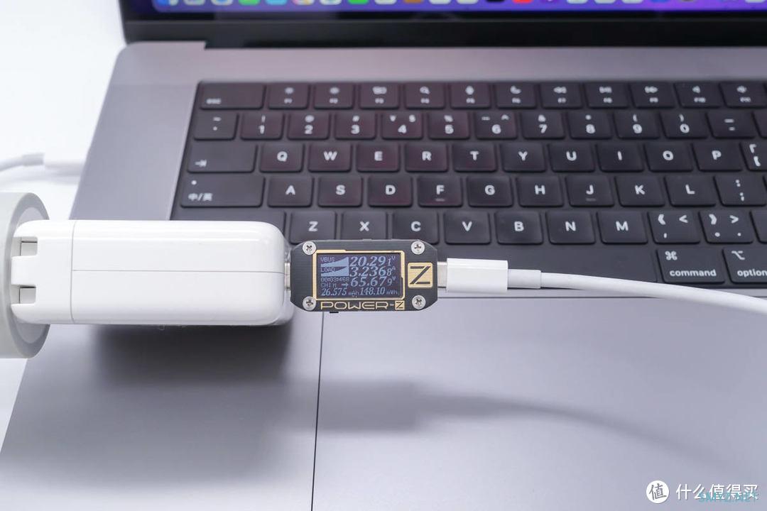 支持67W大功率快充，苹果新款MacBook Pro 14标配充电器测评