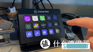 自定义灯光+快捷控制，聊聊书房的光和声：Elgato Stream Deck+飞利浦Hue体验