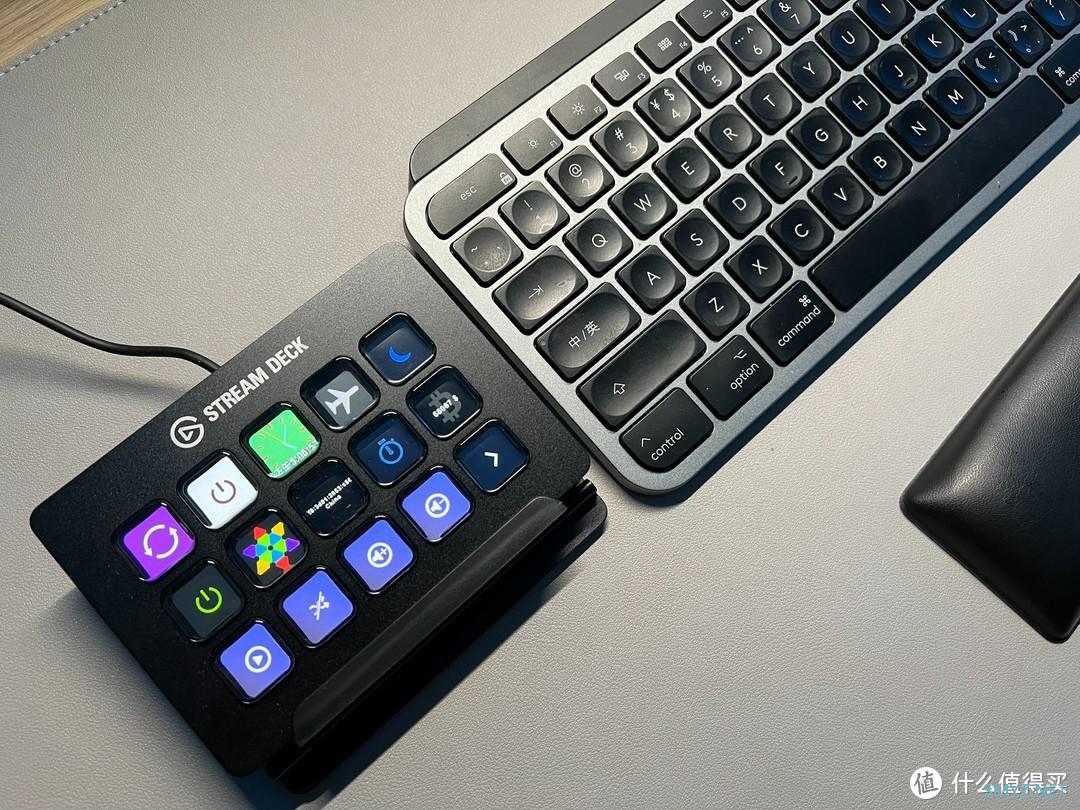 自定义灯光+快捷控制，聊聊书房的光和声：Elgato Stream Deck+飞利浦Hue体验