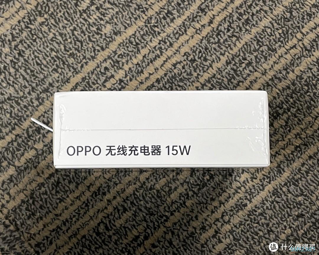 不是MagSafe磁吸款的AirPods Pro，还是有必要入手一块无线充电器的：OPPO 无线充电器 15W开箱简测