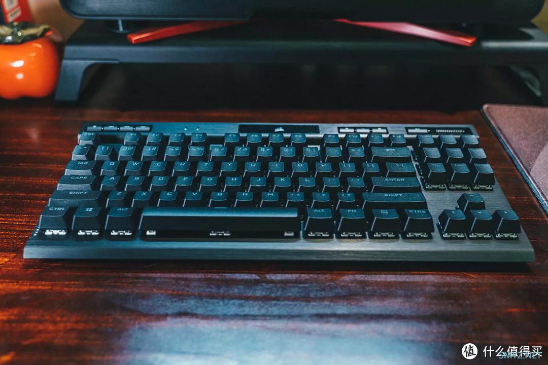 外设 篇七十六：极限速度的再次提升：海盗船 K70 RGB TKL 光轴版