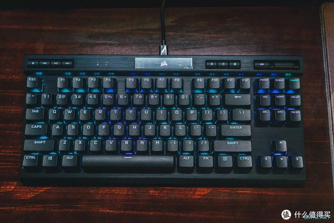 外设 篇七十六：极限速度的再次提升：海盗船 K70 RGB TKL 光轴版