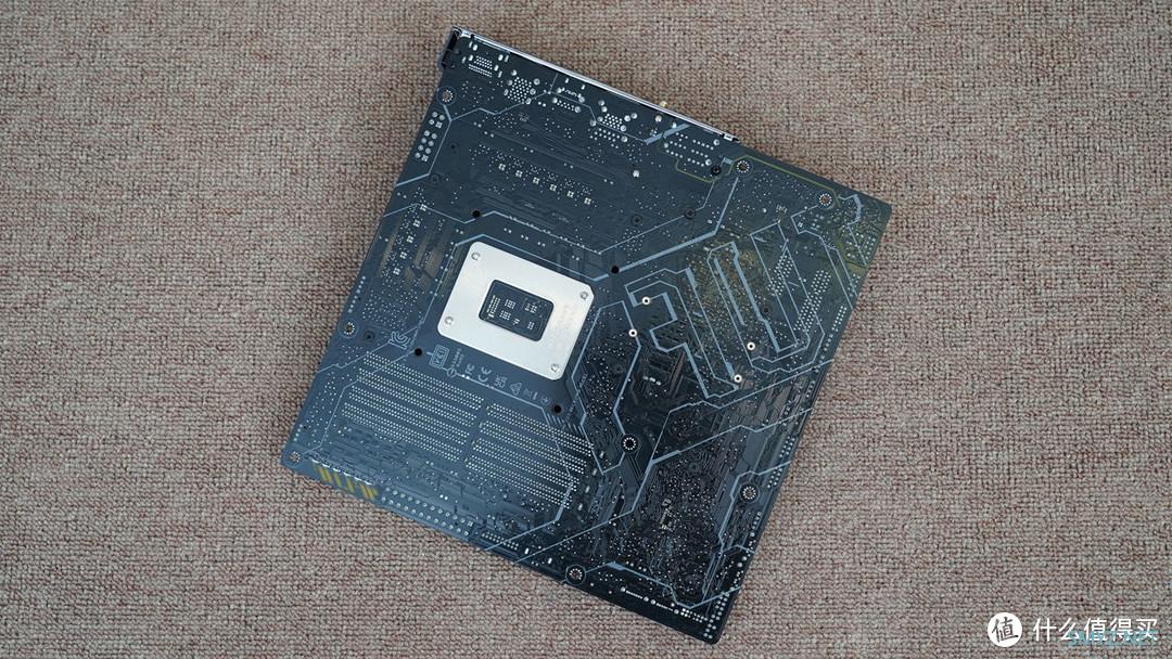 三哥玩电脑 篇三十二：千元级游戏王者，Intel i5 12490F评测分享