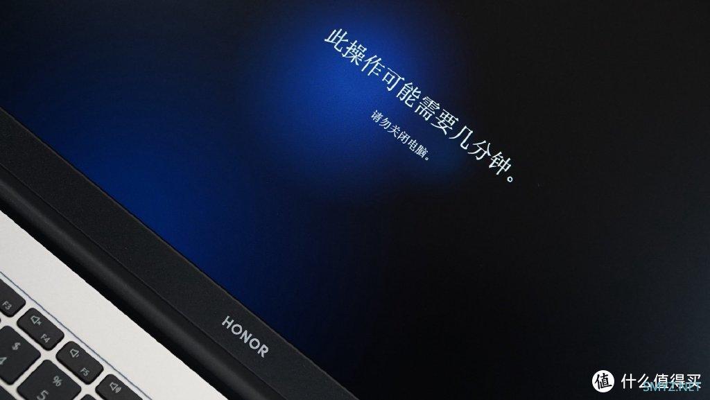 荣耀MagicBook X 15 2022版新笔记本，15.6英寸在家办公、上网课必备