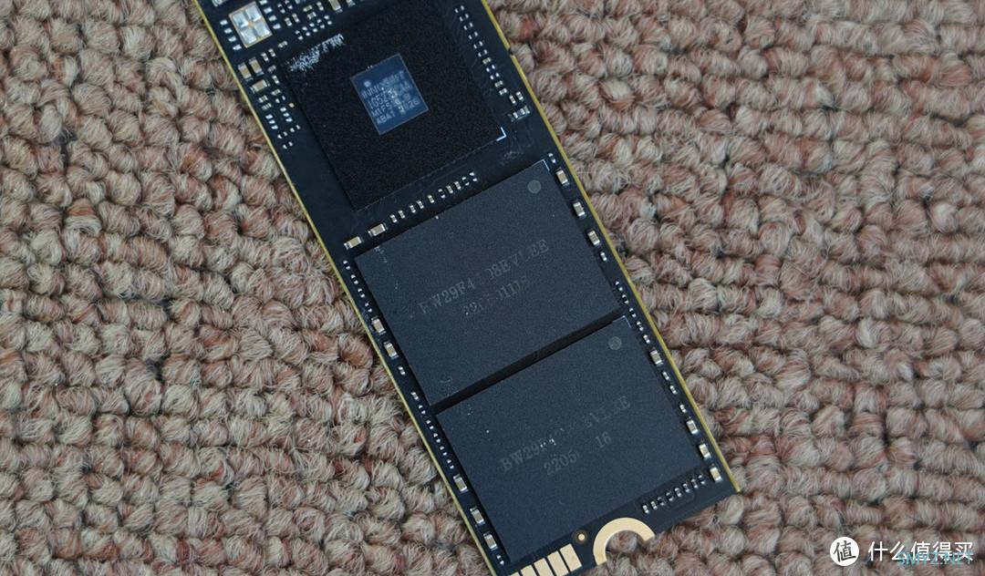 极速PCIe 4.0体验，宏碁掠夺者 GM7000 1TB SSD评测分享