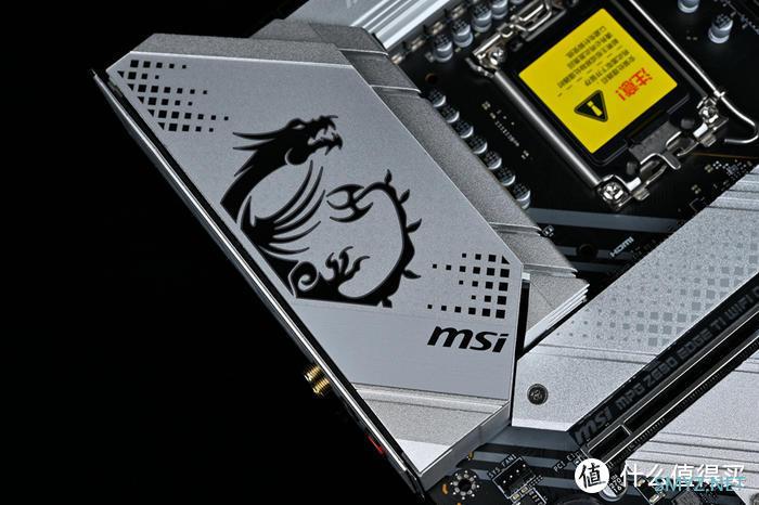 小白龙——微星MSI MPG Velox 100R White刀锋白色限定款机箱装机