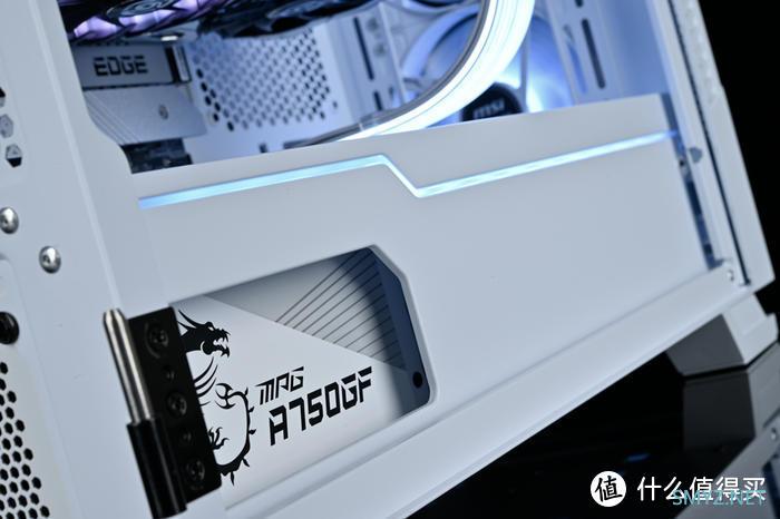 小白龙——微星MSI MPG Velox 100R White刀锋白色限定款机箱装机