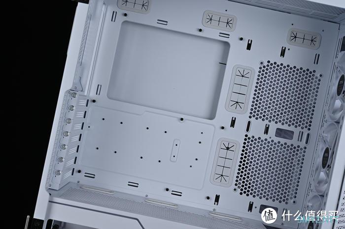 小白龙——微星MSI MPG Velox 100R White刀锋白色限定款机箱装机