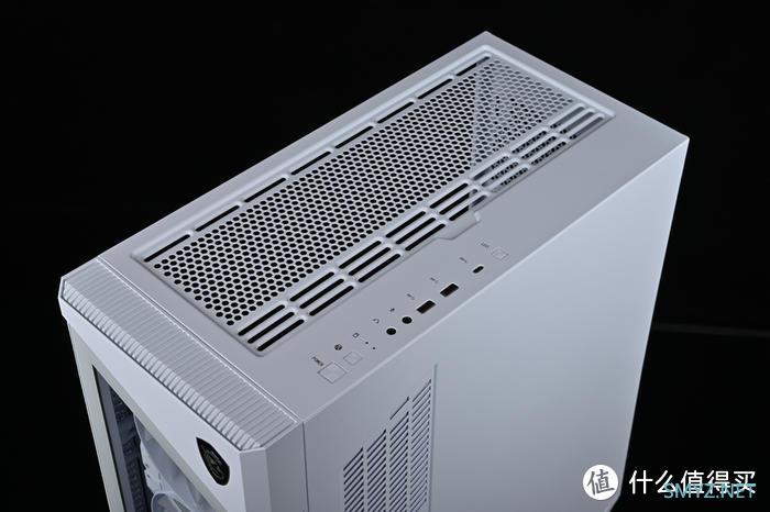 小白龙——微星MSI MPG Velox 100R White刀锋白色限定款机箱装机