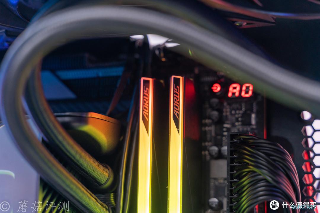 蘑菇爱搞机 篇四百五十：综合表现优异，高端用户直接入、技嘉AORUS RGB DDR5 6000MHz内存 测试