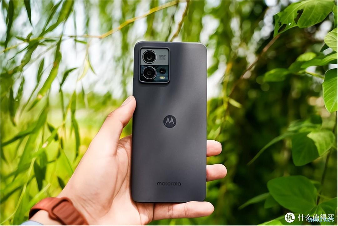 摄影师多图力荐，年轻人的第一款退烧手机，moto S30 Pro上手实测