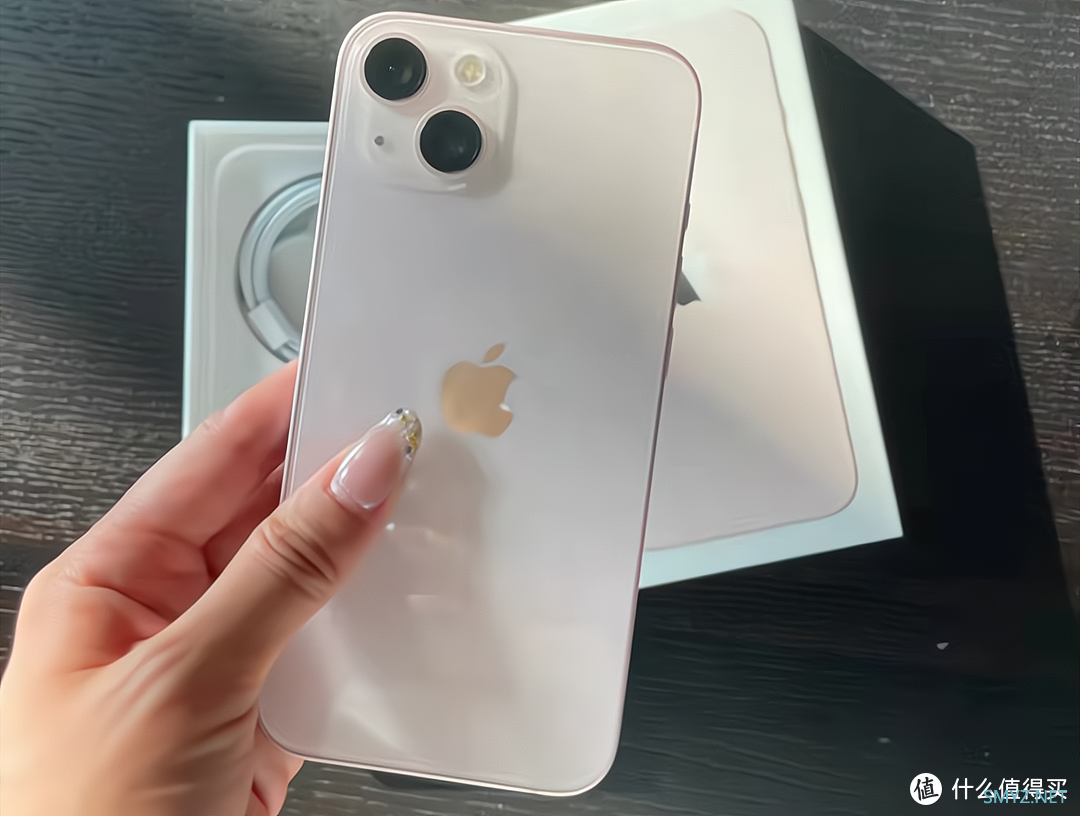 同样支持卫星通信，iPhone 14和华为Mate50 Pro，有何不同之处？