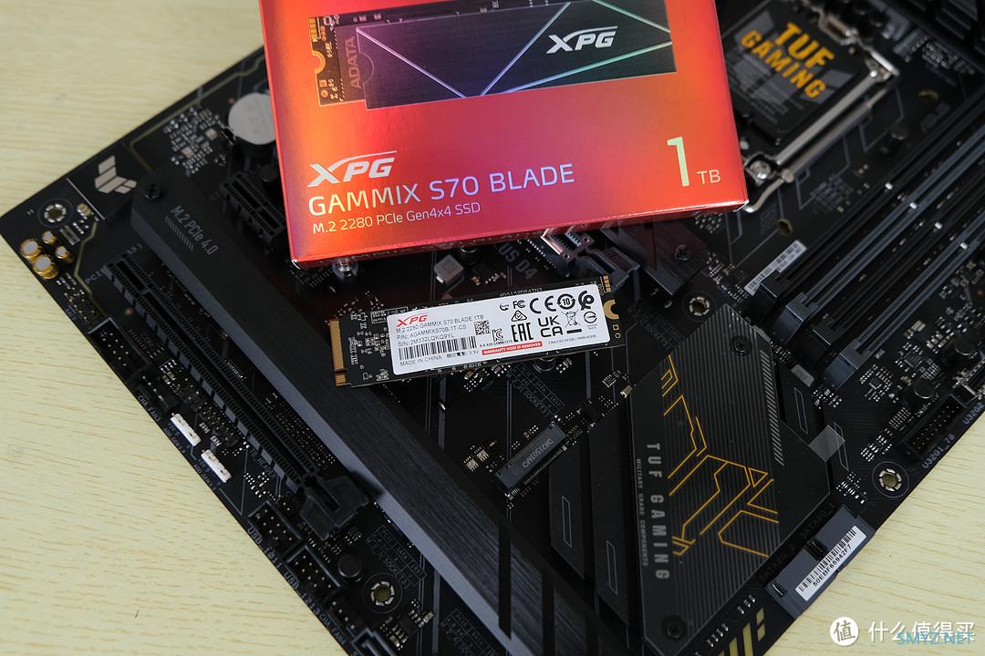 更轻，更快，更凉爽：轻松突破7000MB/s XPG 翼龙 S70 Blade PCIe 4.0 1T固态硬盘极速体验