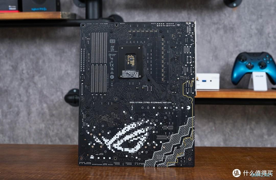 DIY搞机团 篇二十二：新番四代目吹雪，玩家国度 ROG STRIX Z790-A 吹雪是否再进化？