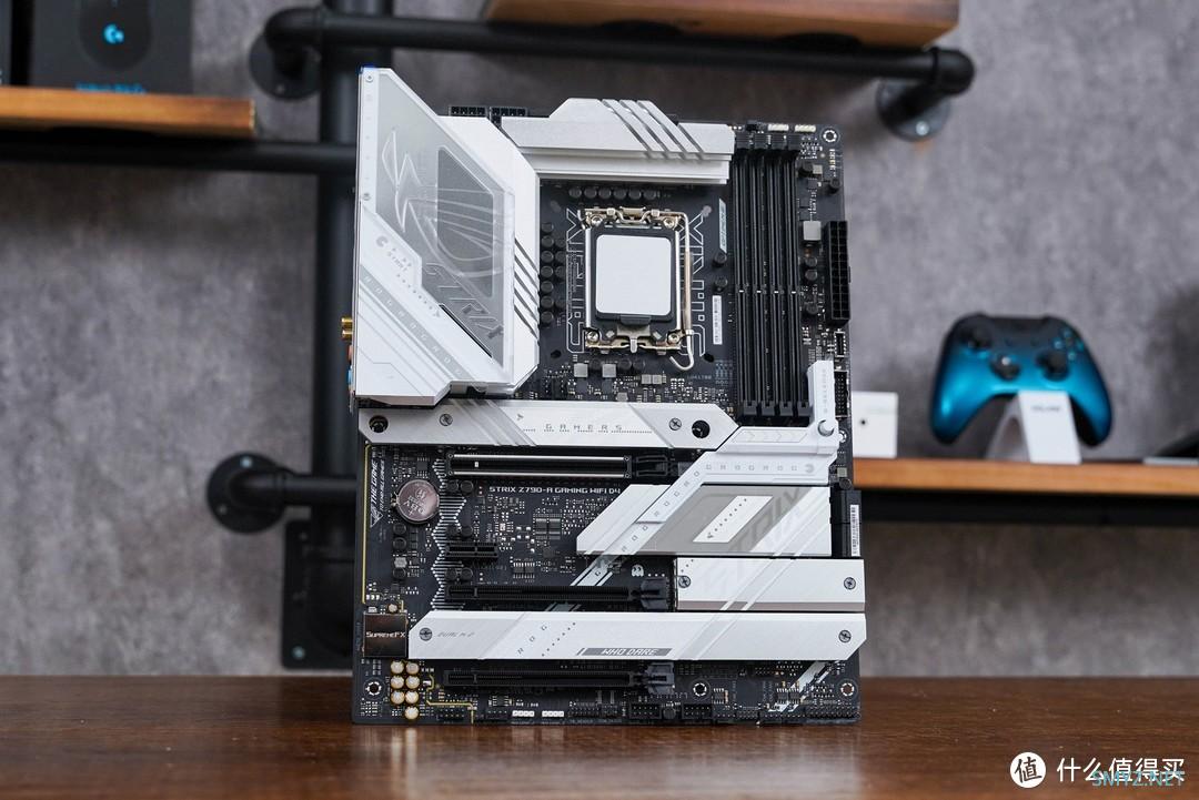 DIY搞机团 篇二十二：新番四代目吹雪，玩家国度 ROG STRIX Z790-A 吹雪是否再进化？