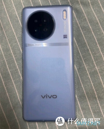 vivo X90真香，首发天玑9200处理器，自研V2芯片