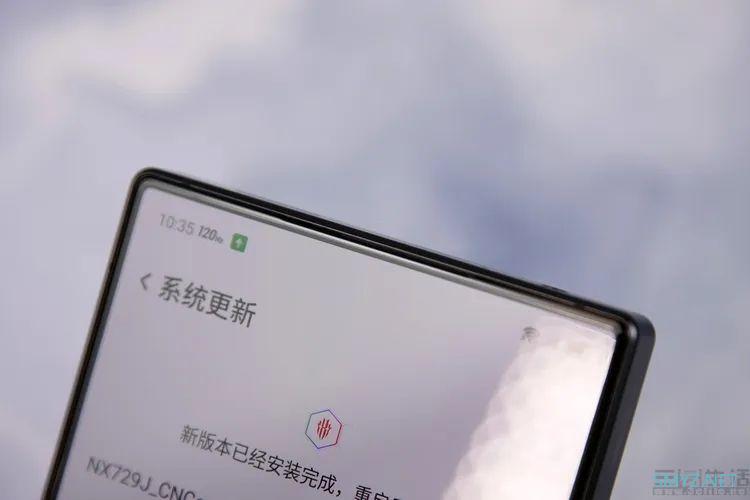 红魔8 Pro+首发评测：是手机、更是全能游戏主机