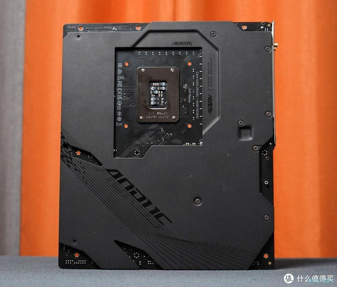 技嘉Z790 AORUS MASTER主板评测：i9-13900K的王者座驾