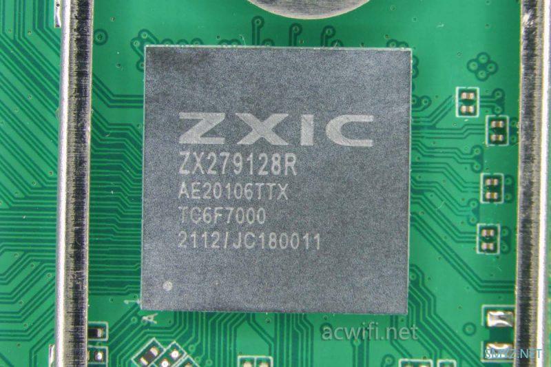 中兴（ZTE）晴天墙面路由器AX3000拆机评测