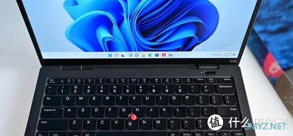 搭载骁龙 8CX GEN3处理器的ThinkPad X13s  ，有什么看点和槽点呢