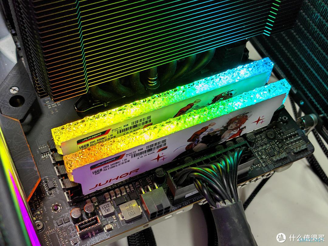 描边怪爱搞机 篇七十五：原来你也是二刺猿，玖合 DDR5 6400MHz 星舞 RGB 灯条简评