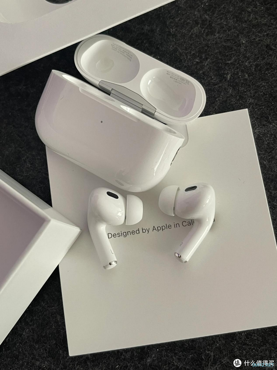 不仅仅是个降噪耳机,AirPods 让你随时随地享受音乐