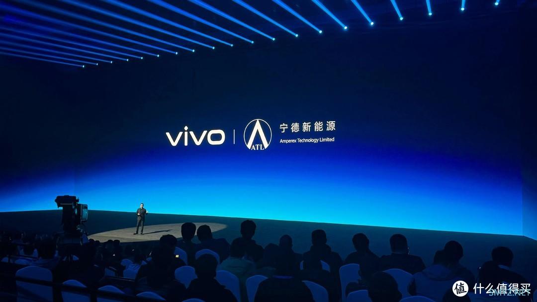 “日月相辉，星辰相印” vivo X100系列发布会回顾