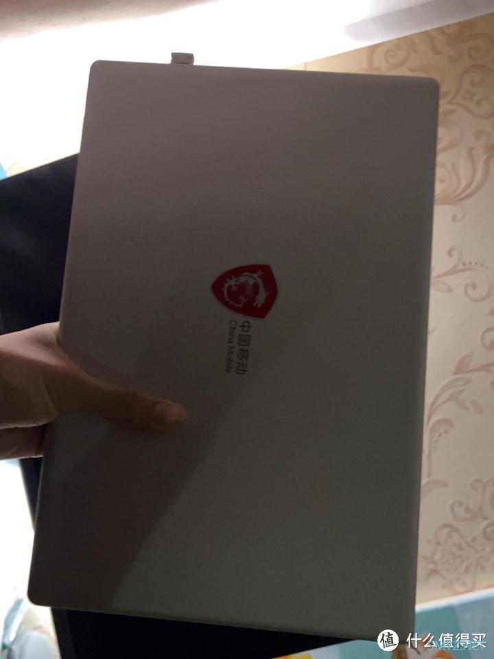 用妹子的MacBook换了台机械革命