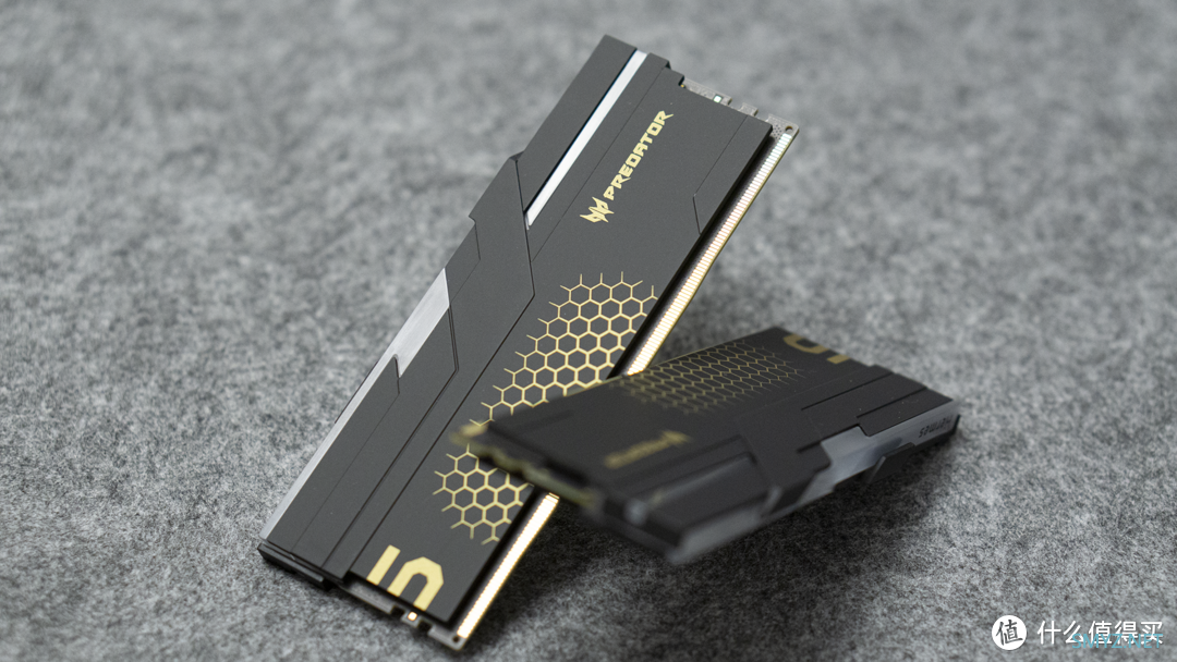 兼顾容量与频率，掠夺者Hermes DDR5 7200MHz 96GB内存组，打造极致个人图形工作站！