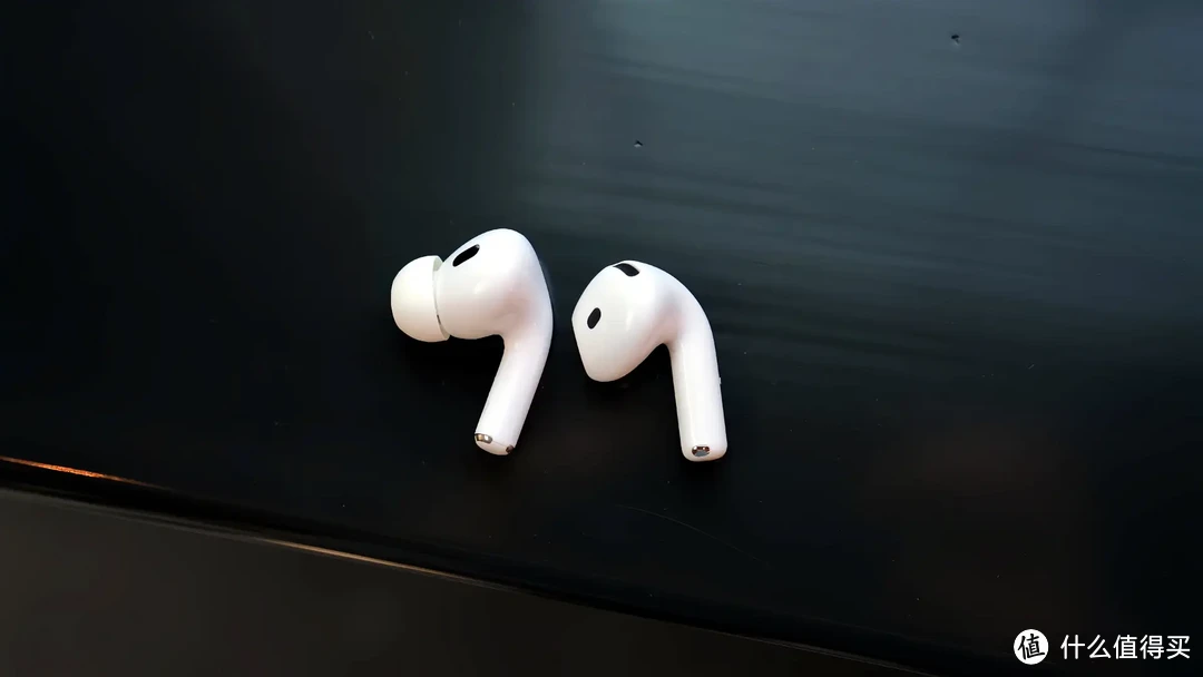 Pro款青春版 AirPods 4体验 差不差钱 买它都合适 今年苹果最有性价比的产品