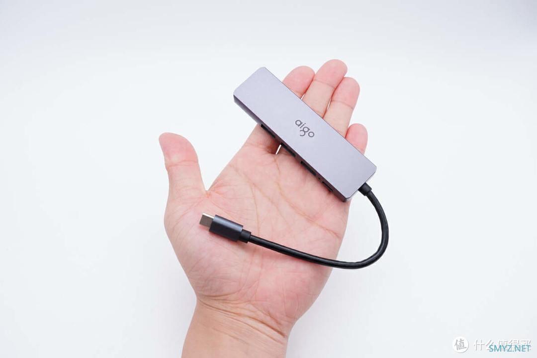 拆解报告：aigo 4K USB-C多功能扩展坞T05-H3