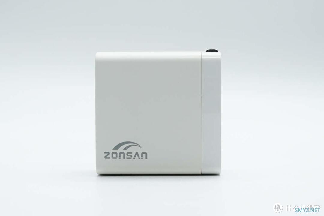 拆解报告：ZONSAN众显100W 2C1A氮化镓充电器ZX-3U28US